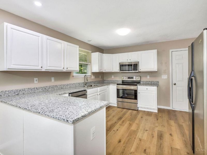 6328 Taylor, Wayne Twp, OH 45107 Photo 15
