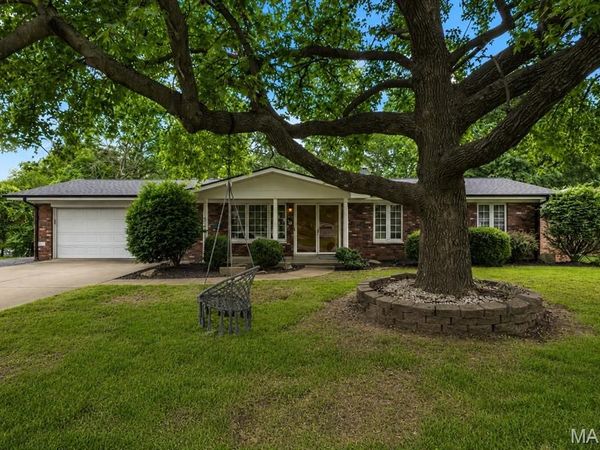 25 Westbury Drive, Belleville, IL 62226