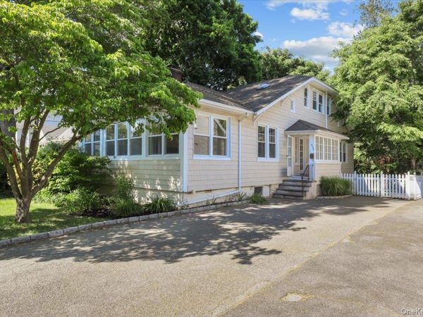 625 Lorraine Street, Mamaroneck, NY 10543