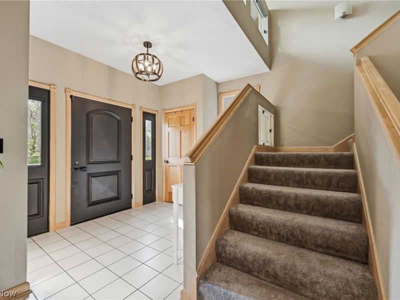 5758 Logan Arms Drive , Girard, OH 44420 Photo 31