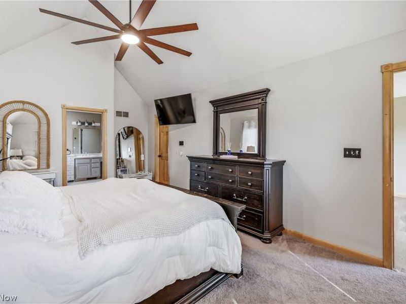 5758 Logan Arms Drive , Girard, OH 44420 Photo 40