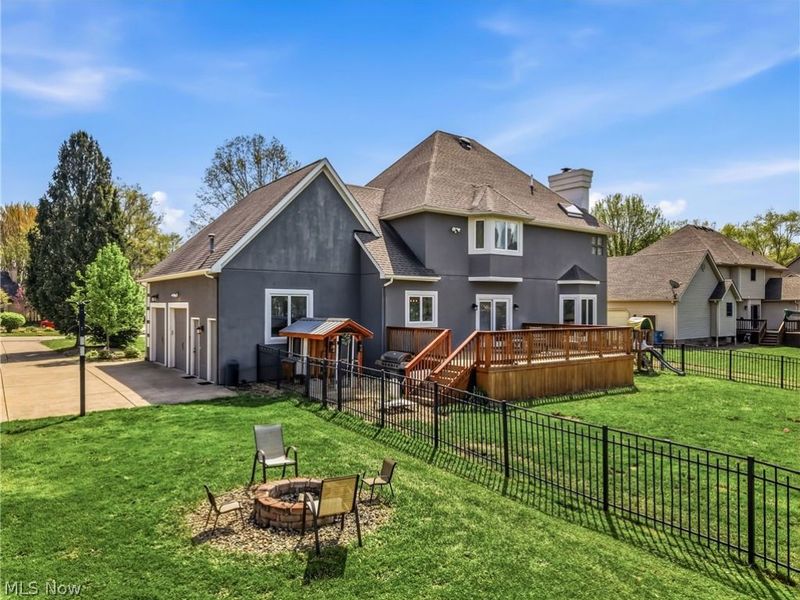 5758 Logan Arms Drive , Girard, OH 44420 Photo 5