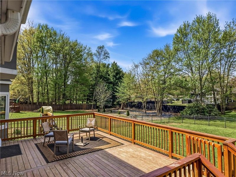 5758 Logan Arms Drive , Girard, OH 44420 Photo 9