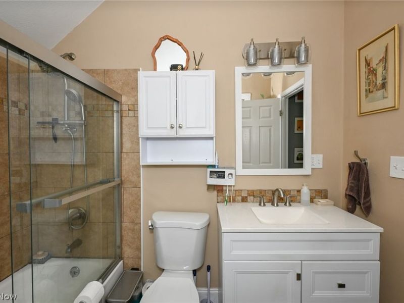 2116 W 32nd Street , Cleveland, OH 44113 Photo 12