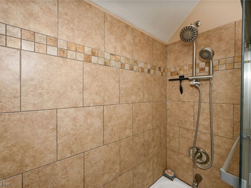 2116 W 32nd Street , Cleveland, OH 44113 Photo 13