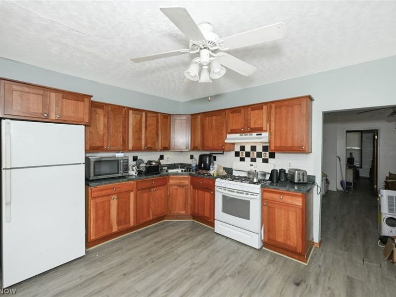 2116 W 32nd Street , Cleveland, OH 44113 Photo 29