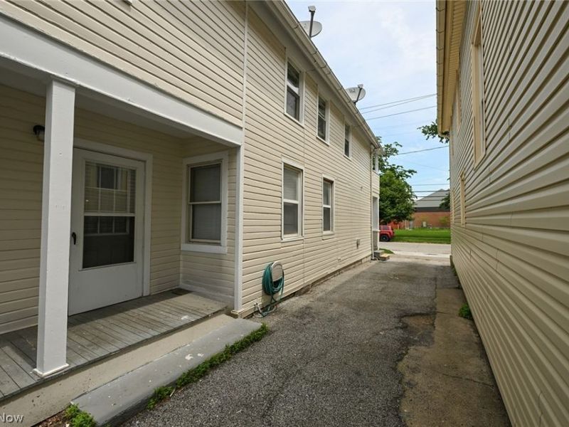 2116 W 32nd Street , Cleveland, OH 44113 Photo 42