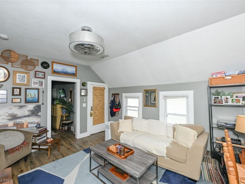 2116 W 32nd Street , Cleveland, OH 44113 Photo 6