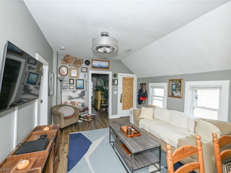 2116 W 32nd Street , Cleveland, OH 44113 Photo 8