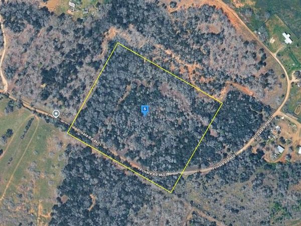 250 Private Rd 4601 , Waelder, TX 78959