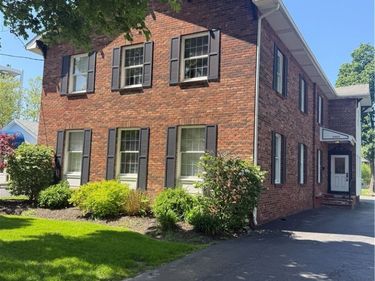 5900 Main Street , Buffalo, NY 14221