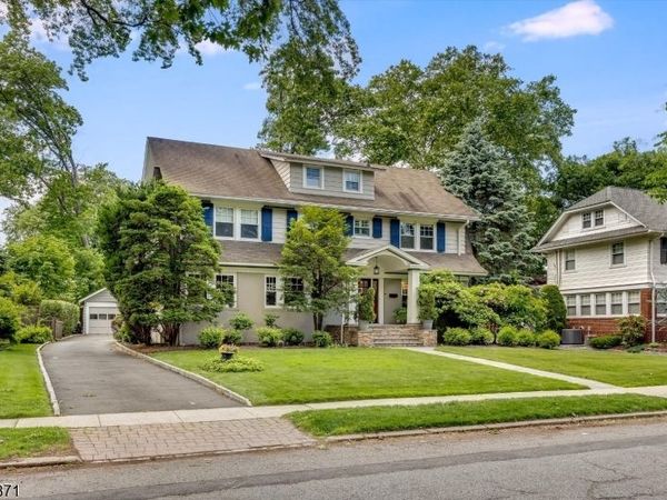 242 Forest Ave, Glen Ridge, NJ 07028
