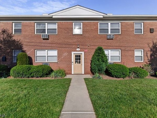 34 Knox Ter, Wayne, NJ 07470