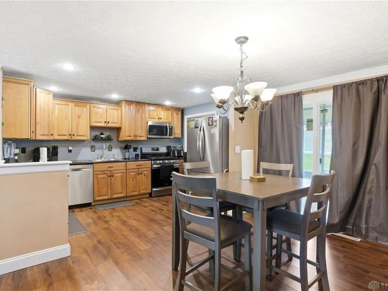 5713 Hubbard Court, Huber Heights, OH 45424 Photo 10