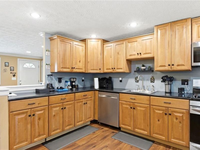5713 Hubbard Court, Huber Heights, OH 45424 Photo 13