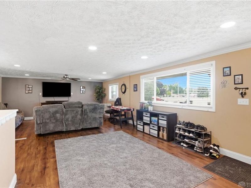 5713 Hubbard Court, Huber Heights, OH 45424 Photo 5
