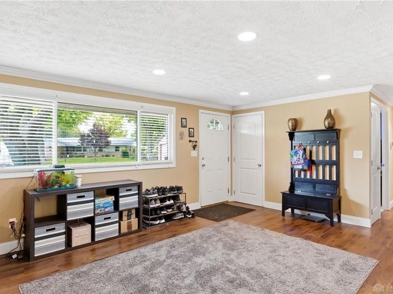 5713 Hubbard Court, Huber Heights, OH 45424 Photo 6