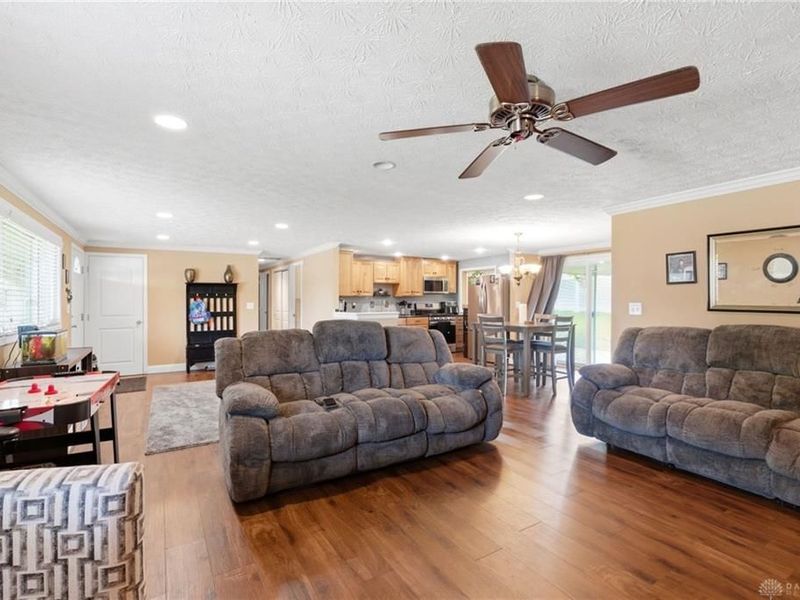 5713 Hubbard Court, Huber Heights, OH 45424 Photo 9