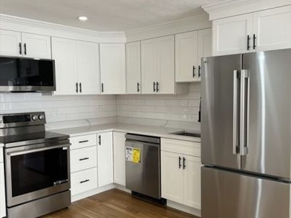 197 Kent St, Unit 34, Brookline, MA 02446
