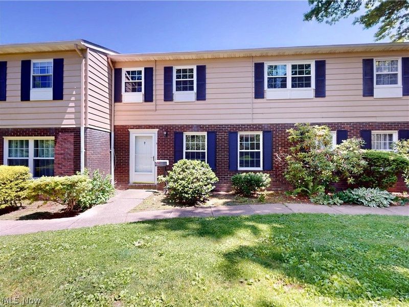 8240 Deepwood Boulevard , Unit 7-2, Mentor, OH 44060 Photo 1