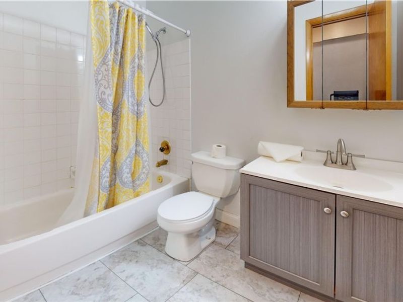 8240 Deepwood Boulevard , Unit 7-2, Mentor, OH 44060 Photo 20