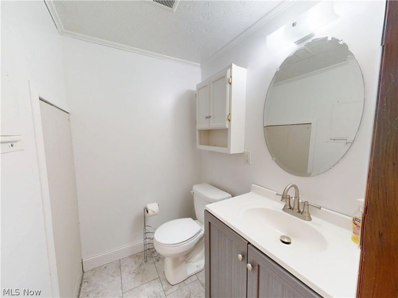 8240 Deepwood Boulevard , Unit 7-2, Mentor, OH 44060 Photo 24
