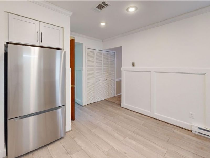 8240 Deepwood Boulevard , Unit 7-2, Mentor, OH 44060 Photo 9
