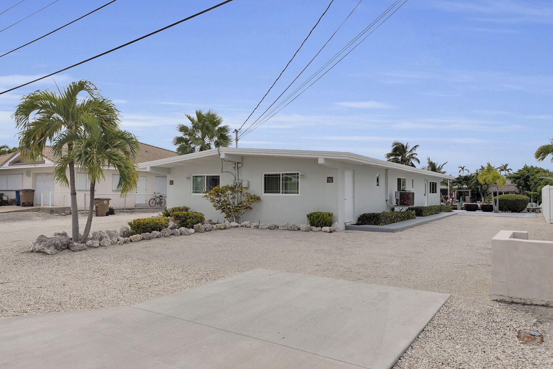 281 & 291 10th Street, Key Colony, FL 33051 Photo