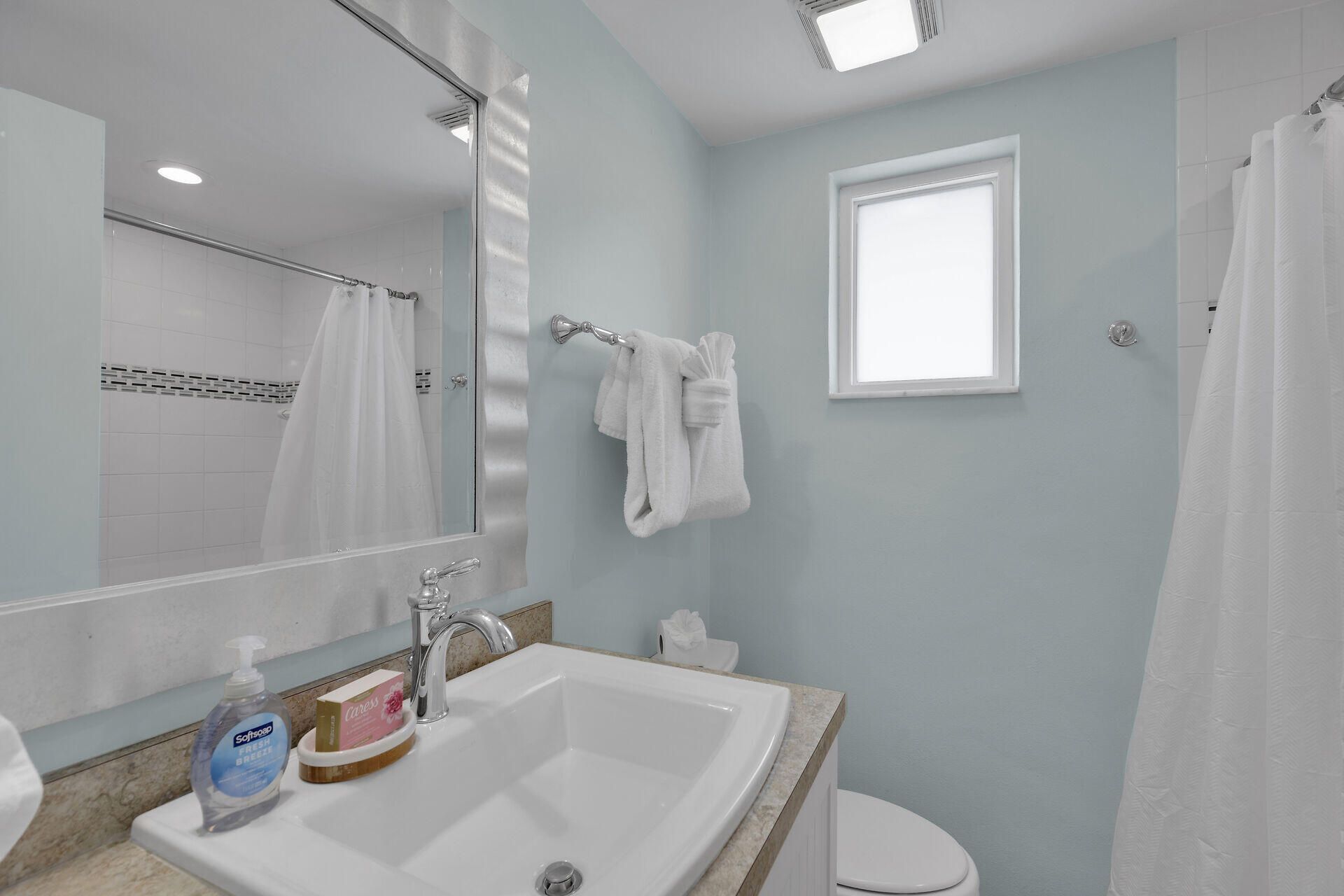 281 & 291 10th Street, Key Colony, FL 33051 Photo