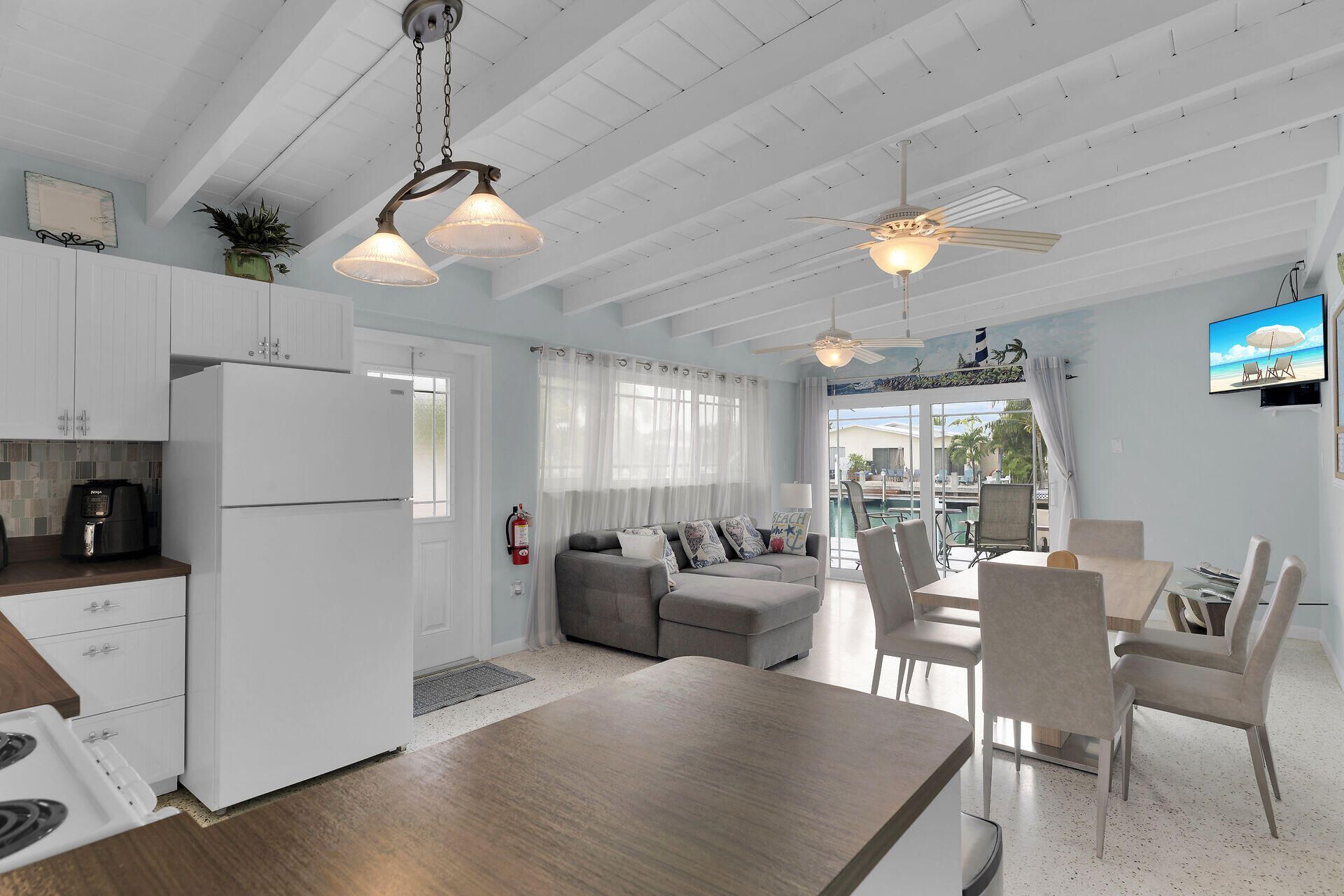 281 & 291 10th Street, Key Colony, FL 33051 Photo