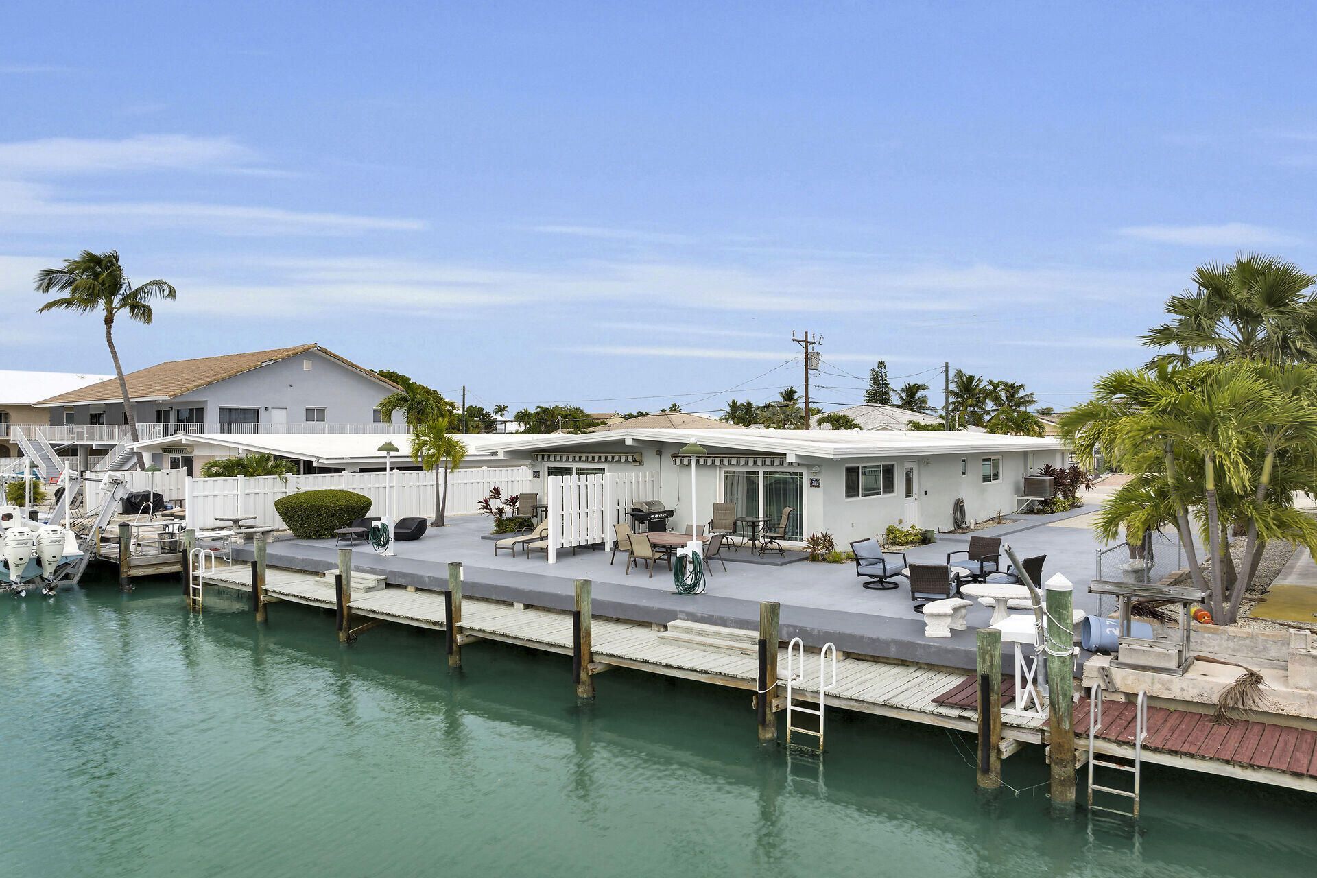 281 & 291 10th Street, Key Colony, FL 33051 Photo