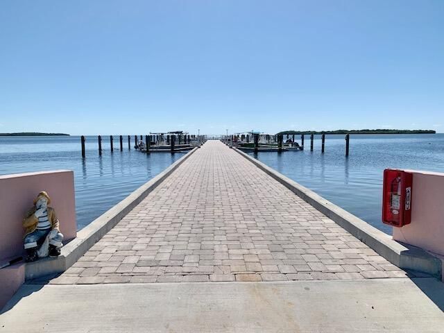 808 S Silver Circle, Key Largo, FL 33037 Photo