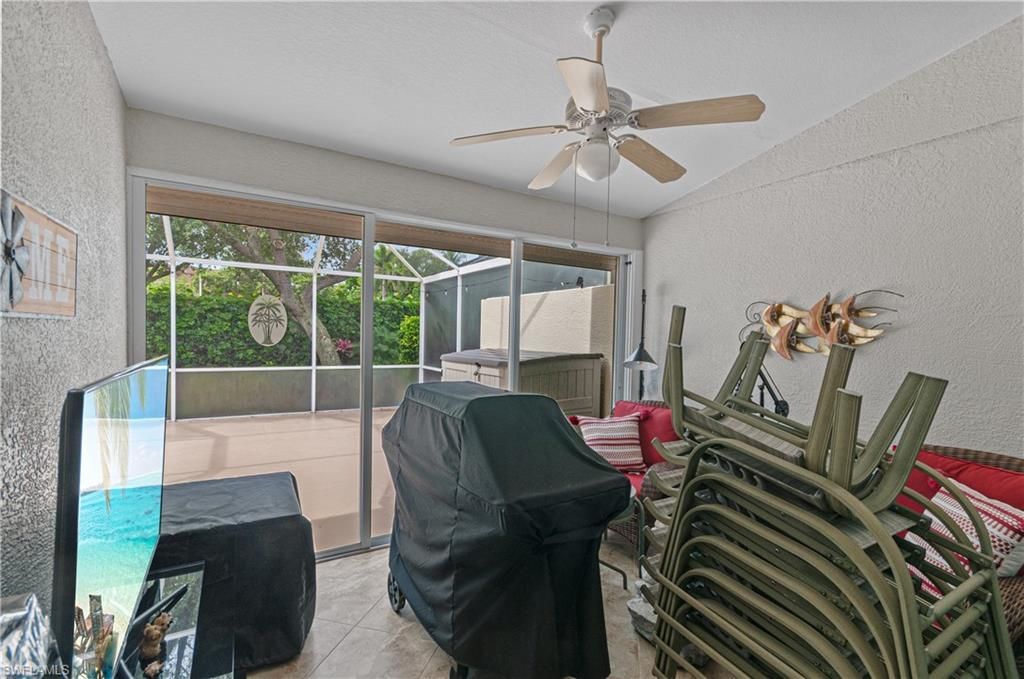 5510 Greenwood Cir, Unit 3, Naples, FL 34112 Photo