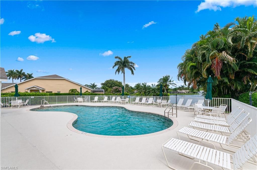5510 Greenwood Cir, Unit 3, Naples, FL 34112 Photo