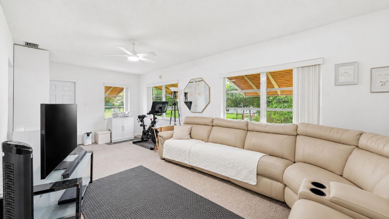 9505 NW 73rd Street, Tamarac, FL 33321 Photo