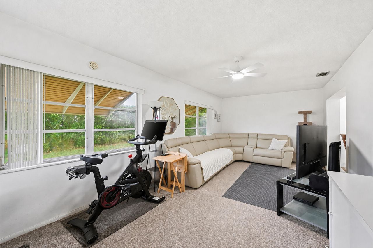 9505 NW 73rd Street, Tamarac, FL 33321 Photo