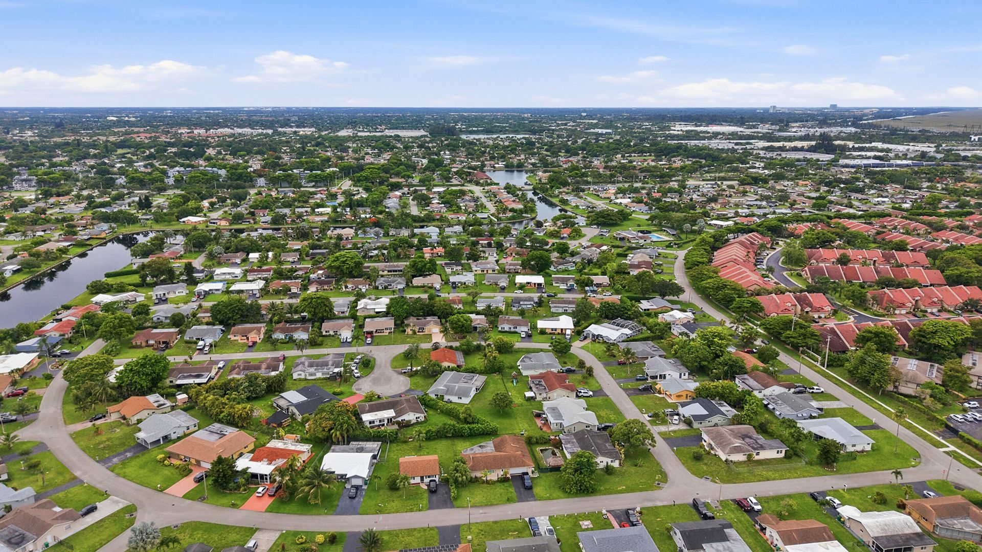 9505 NW 73rd Street, Tamarac, FL 33321 Photo