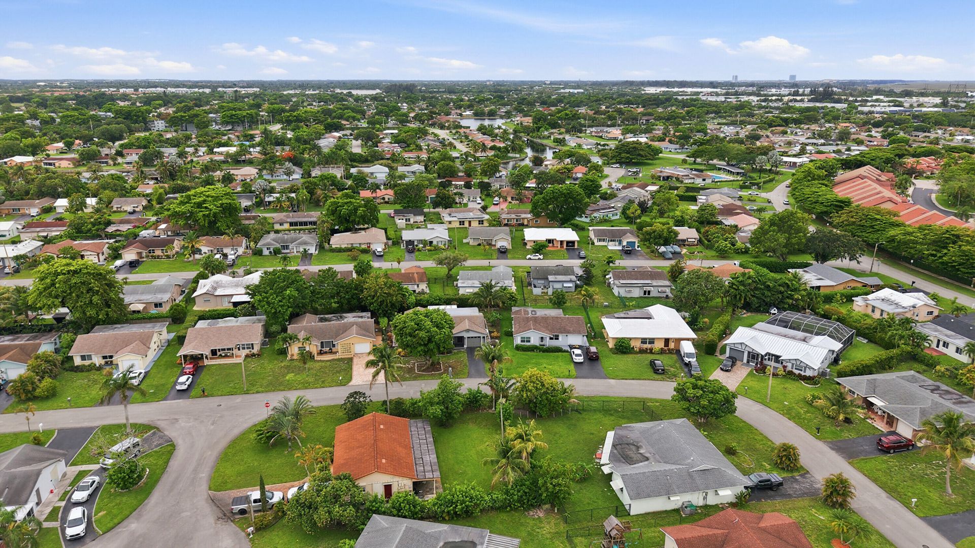 9505 NW 73rd Street, Tamarac, FL 33321 Photo