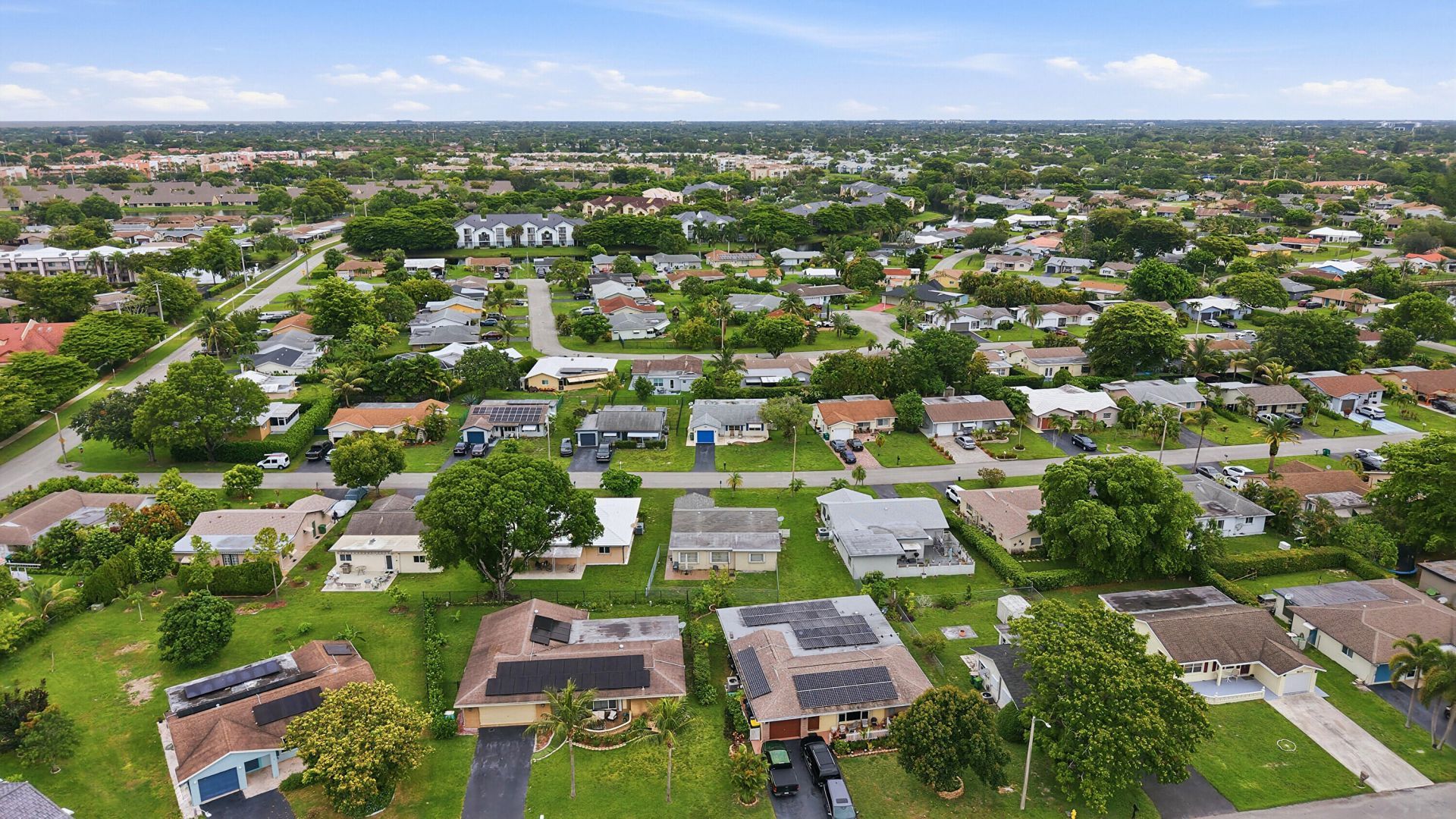 9505 NW 73rd Street, Tamarac, FL 33321 Photo