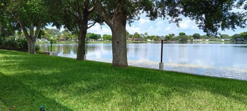 2000 NW 86th Terrace, Pembroke Pines, FL 33024 Photo