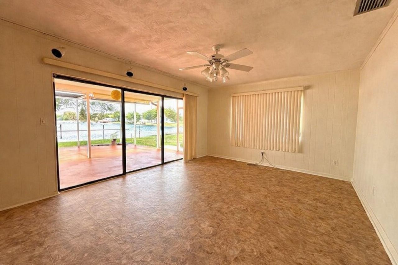 2000 NW 86th Terrace, Pembroke Pines, FL 33024 Photo