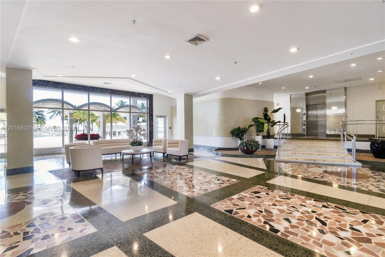 4925 Collins Ave, Unit 5F, Miami Beach, FL 33140 Photo