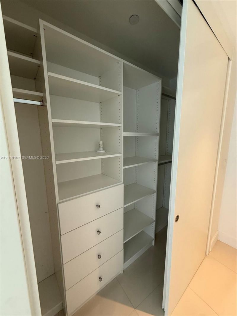200 Biscayne Boulevard Way , Unit 4904, Miami, FL 33131 Photo