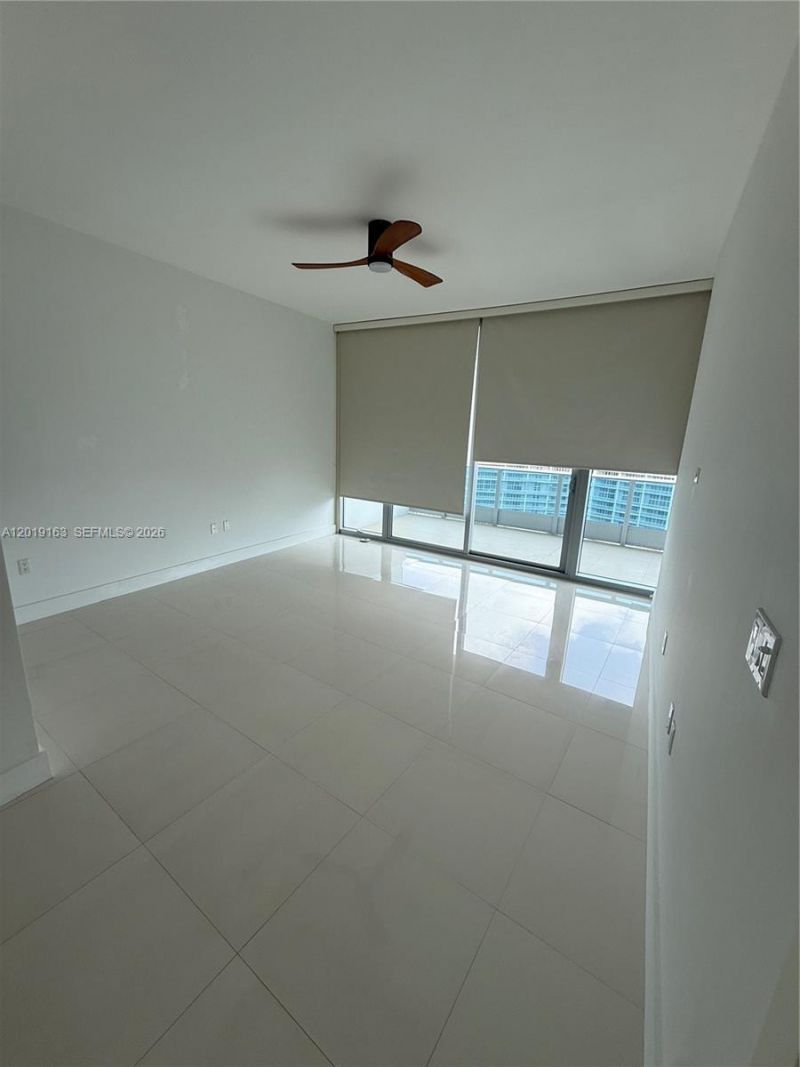 200 Biscayne Boulevard Way , Unit 4904, Miami, FL 33131 Photo