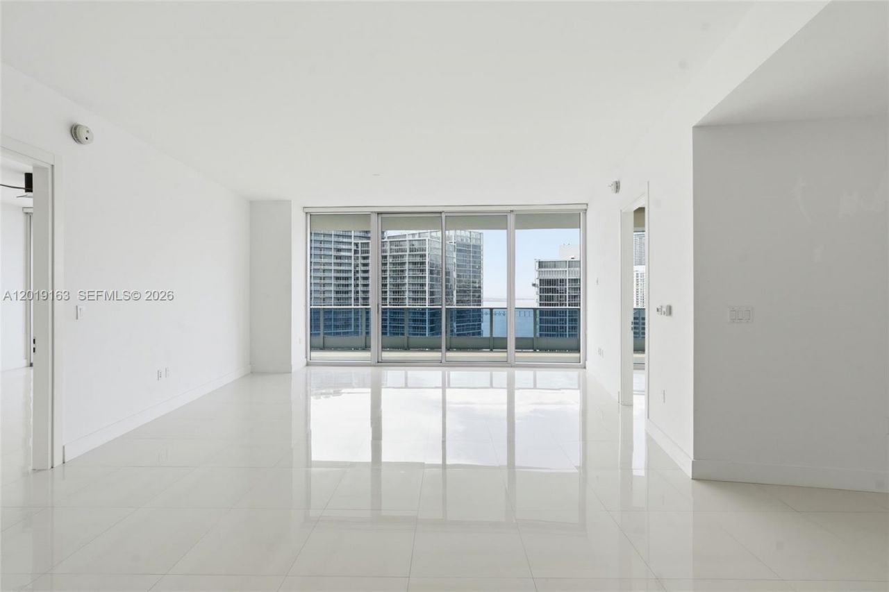 200 Biscayne Boulevard Way , Unit 4904, Miami, FL 33131 Photo