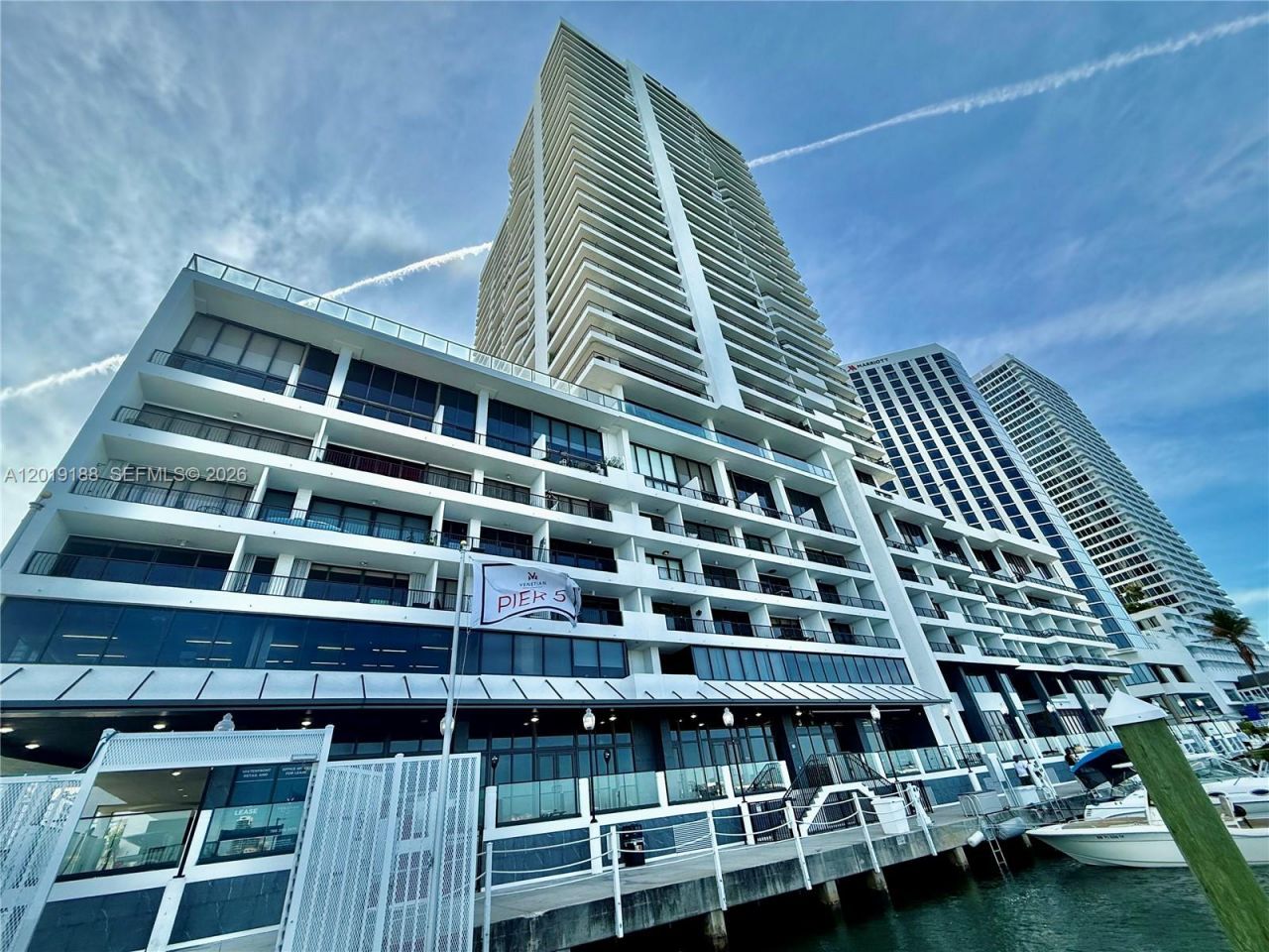 555 NE 15th St , Unit 15H, Miami, FL 33132 Photo