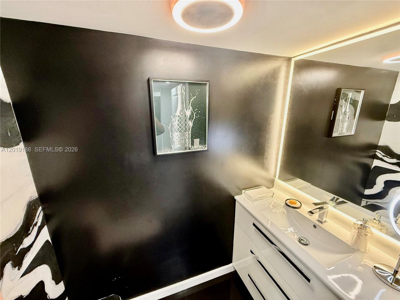 555 NE 15th St , Unit 15H, Miami, FL 33132 Photo