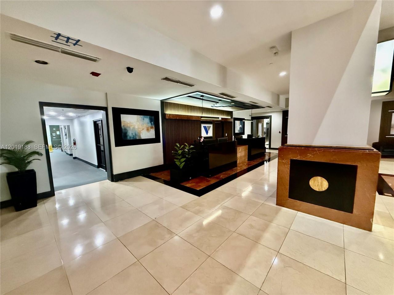 555 NE 15th St , Unit 15H, Miami, FL 33132 Photo