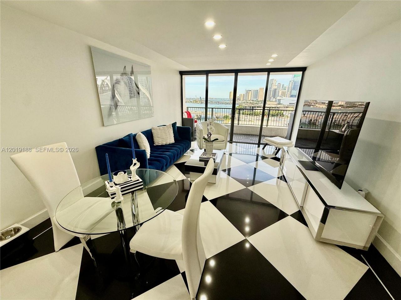 555 NE 15th St , Unit 15H, Miami, FL 33132 Photo