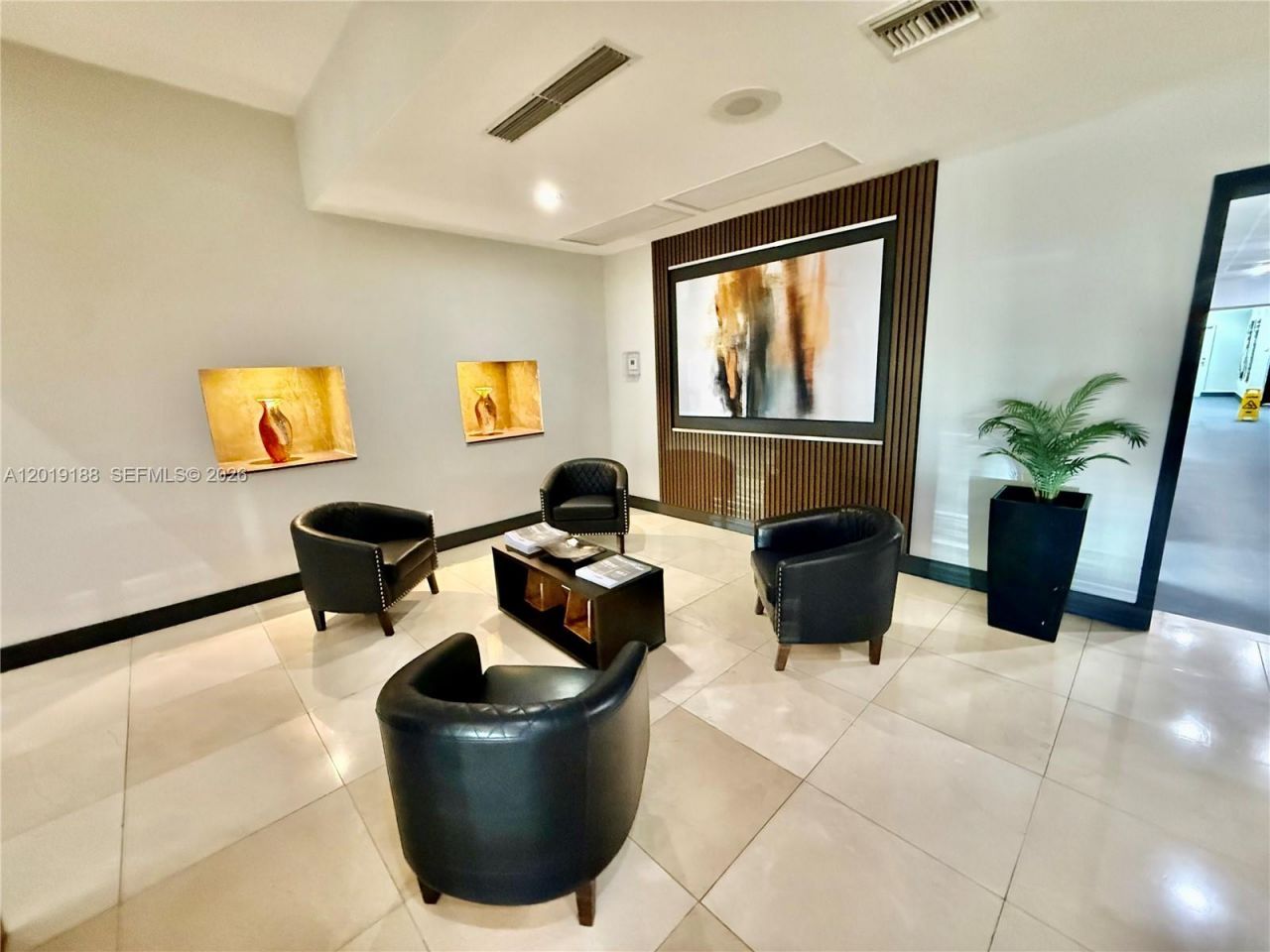555 NE 15th St , Unit 15H, Miami, FL 33132 Photo